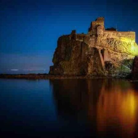 Malavoglia Suite 18 Aci Castello Eksteriør bilde