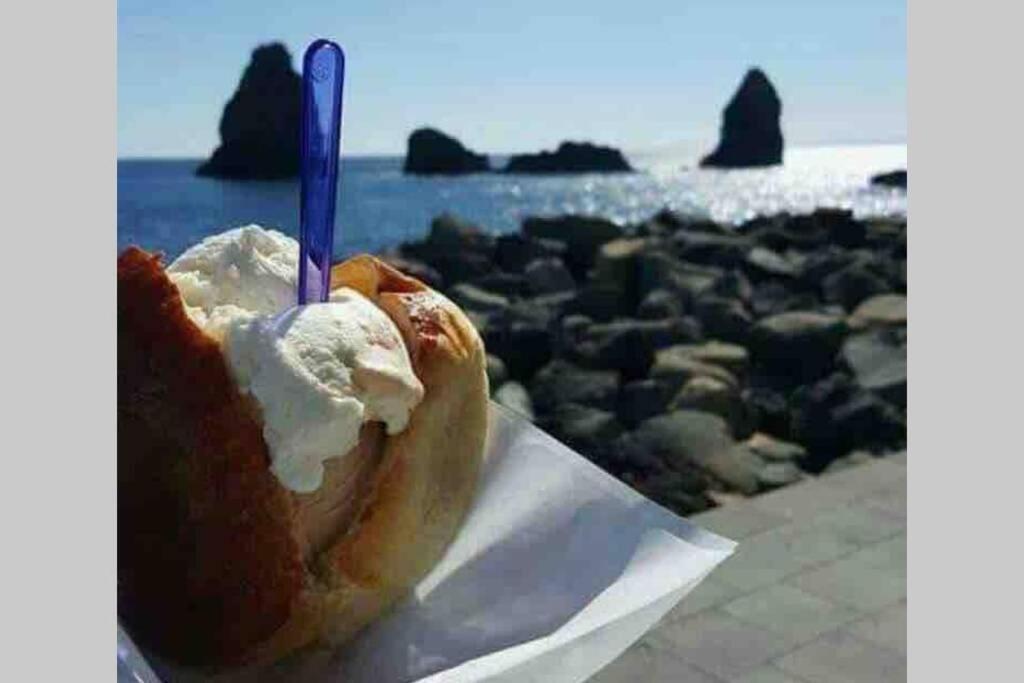 Malavoglia Suite 18 Aci Castello Eksteriør bilde