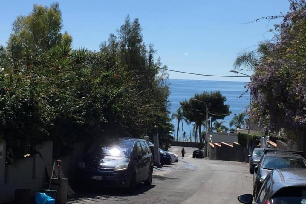 Malavoglia Suite 18 Aci Castello Eksteriør bilde